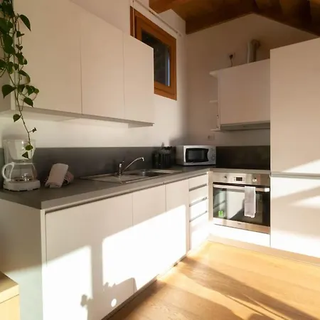 Holiday home Mamma Ciccia - Breathtaking Views With Pool Area Bellano